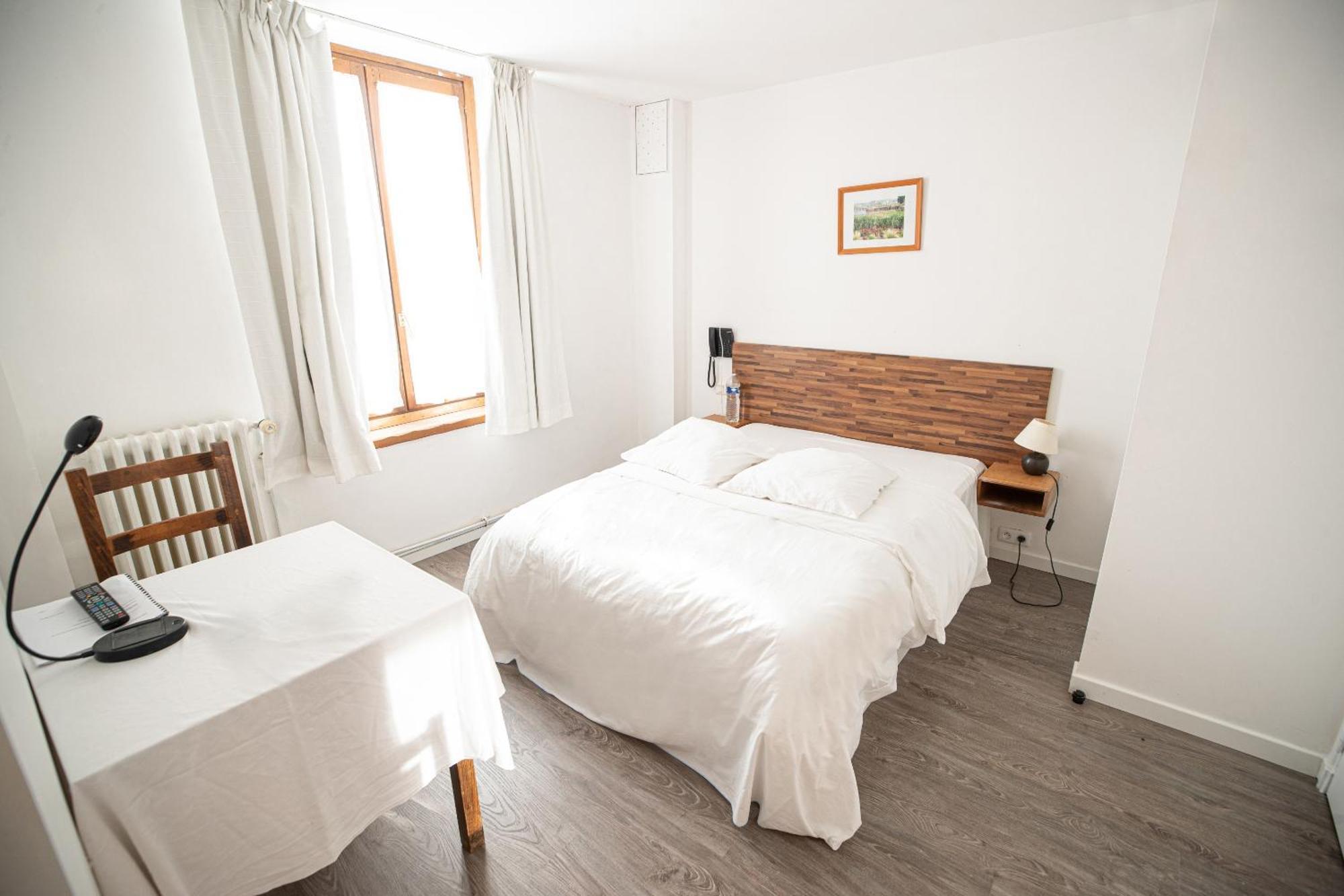 Hotel Restaurant Des 4 Ecluses Gaillon Bilik gambar
